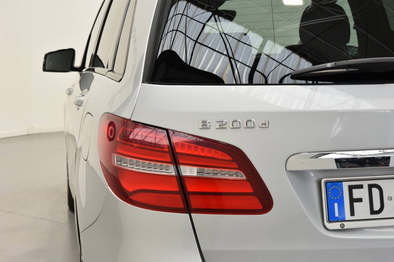 MERCEDES-BENZ B 200 39