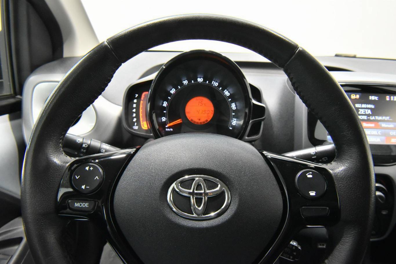 TOYOTA Aygo 24