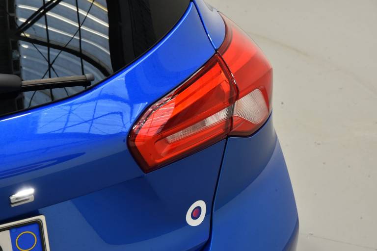 FORD Focus 46