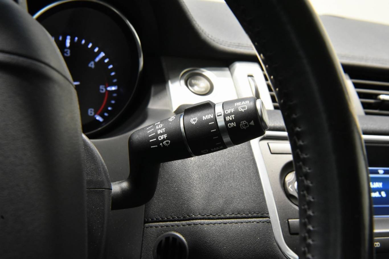 LAND ROVER Range Rover Evoque 25