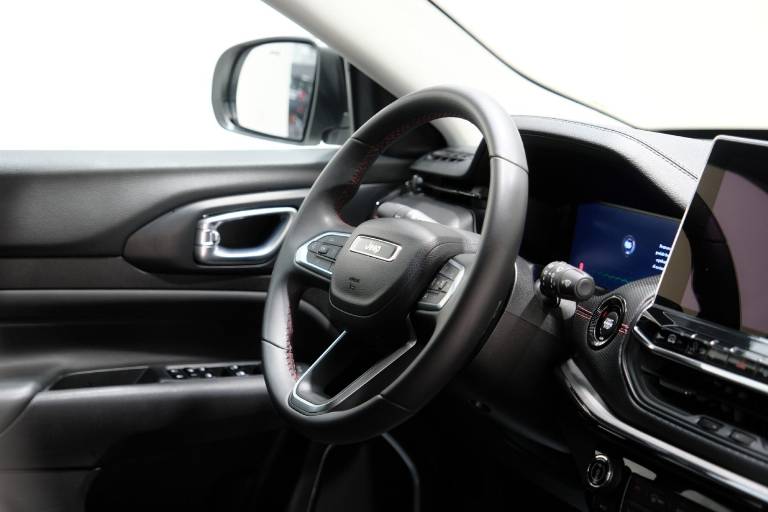 JEEP Compass 58