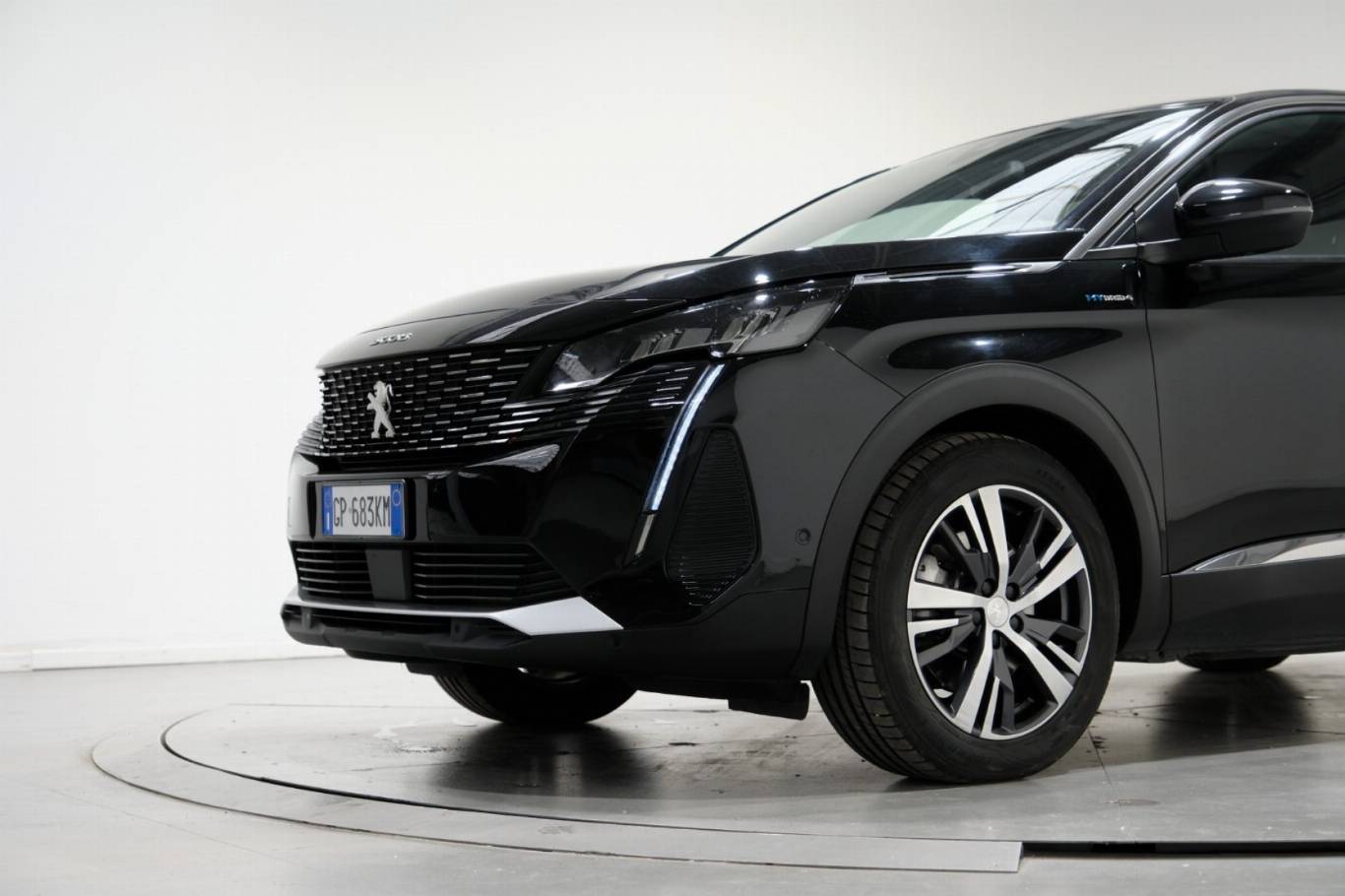 PEUGEOT 3008 11