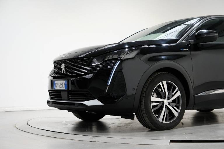 PEUGEOT 3008 11