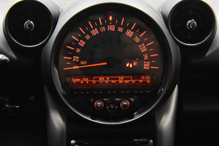 MINI Paceman 11