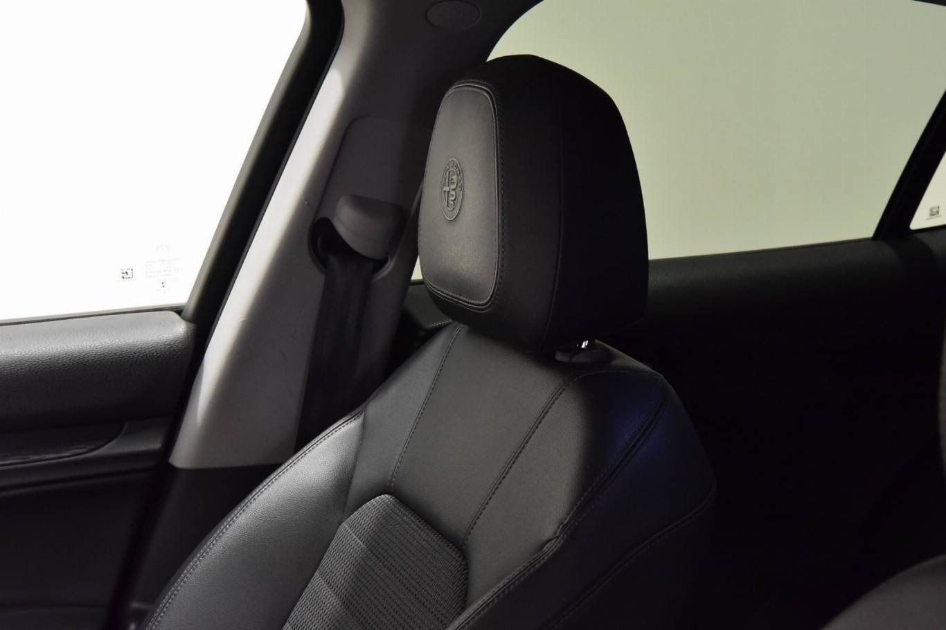 ALFA ROMEO Stelvio 16