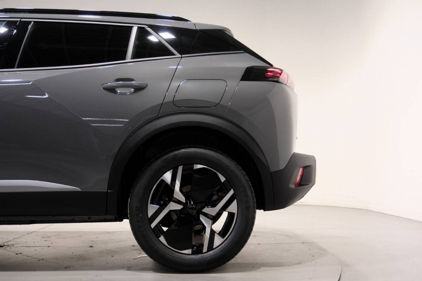 PEUGEOT 2008 44