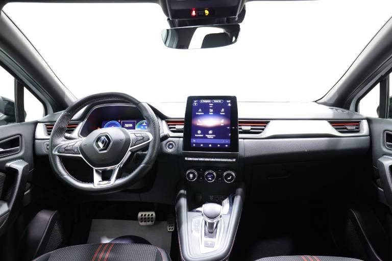RENAULT Captur 10