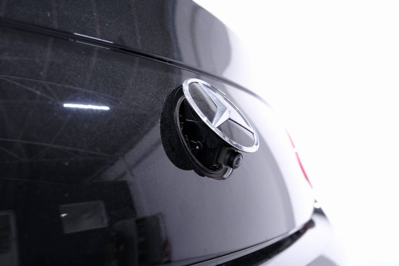 MERCEDES-BENZ C 220 67