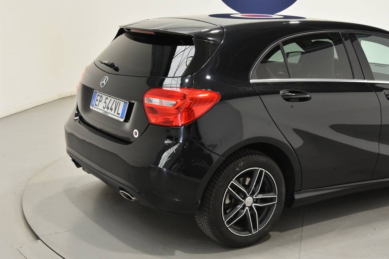 MERCEDES-BENZ A 180 18