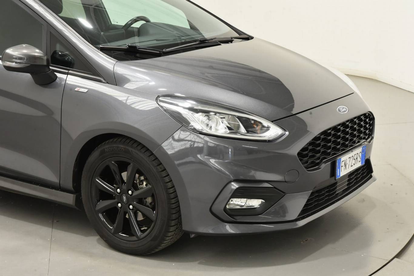 FORD Fiesta 19