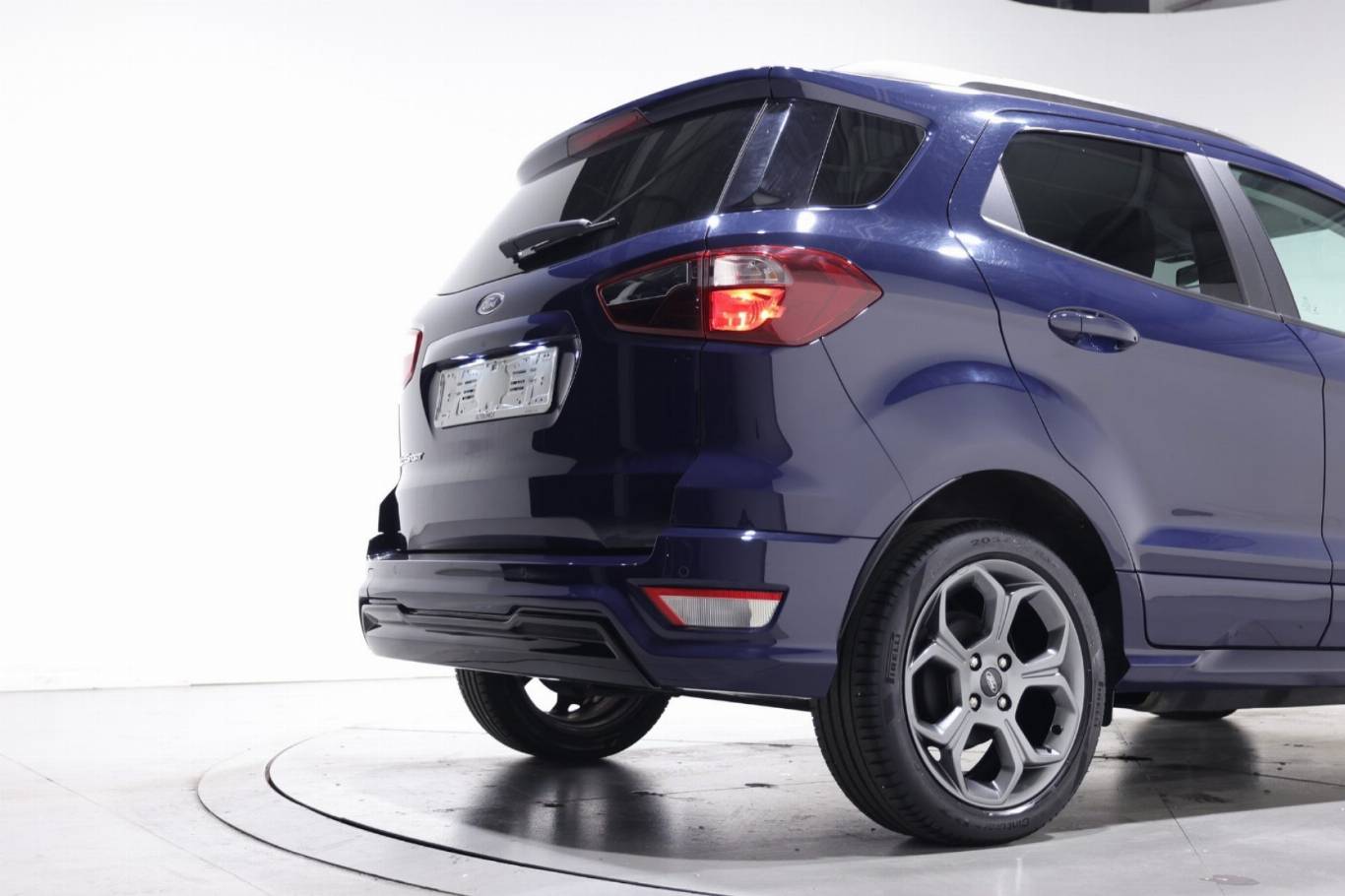 FORD EcoSport 12