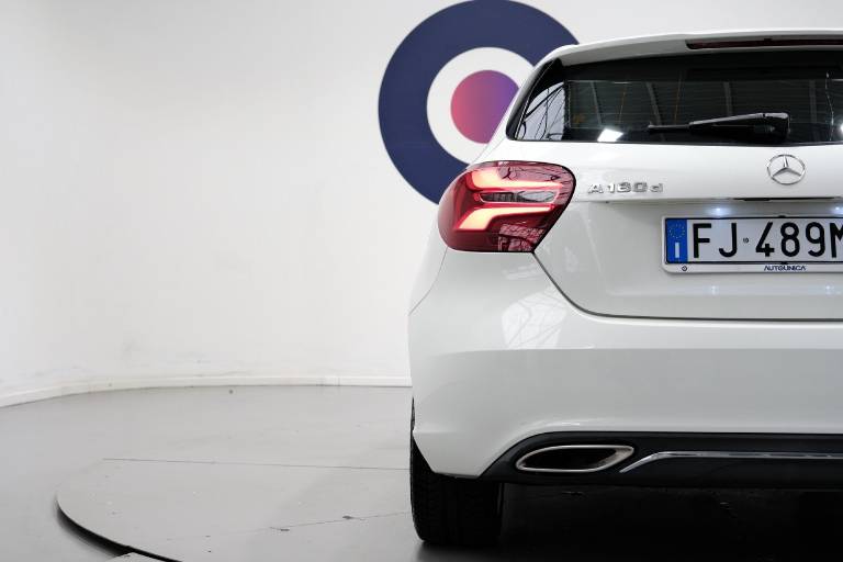 MERCEDES-BENZ A 180 56