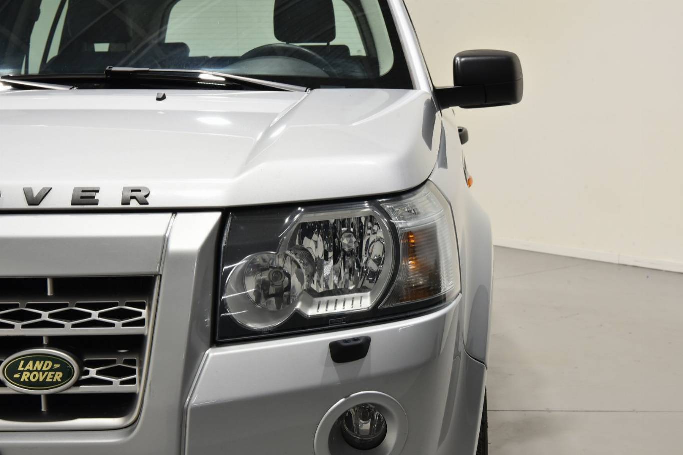 LAND ROVER Freelander 16