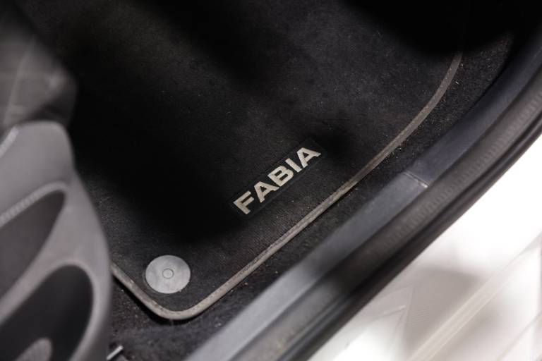 SKODA Fabia 54