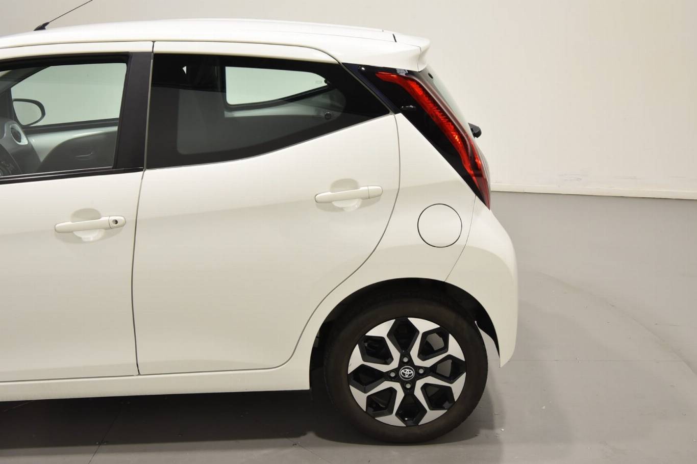TOYOTA Aygo 44