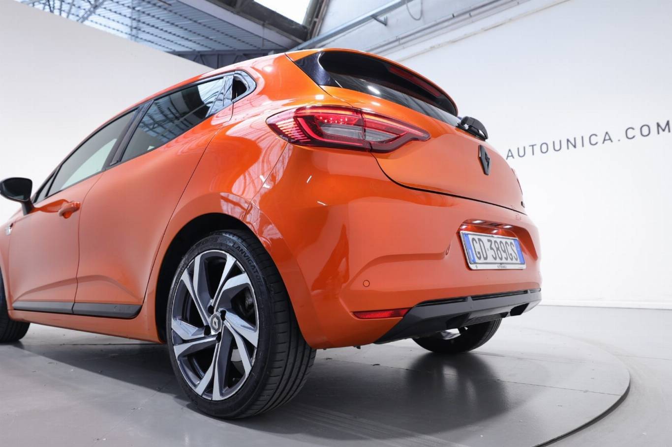 RENAULT Clio 40