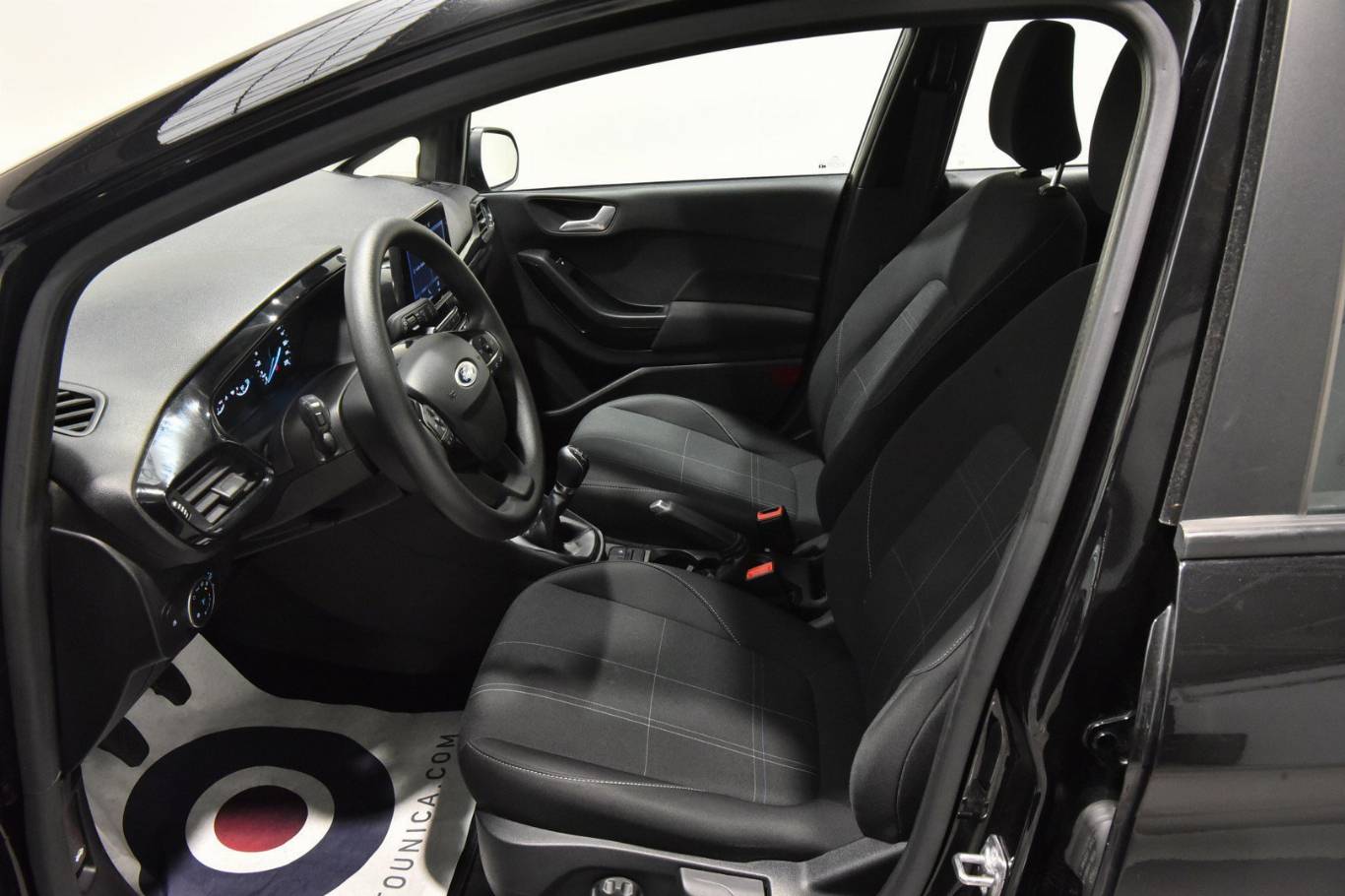 FORD Fiesta 4