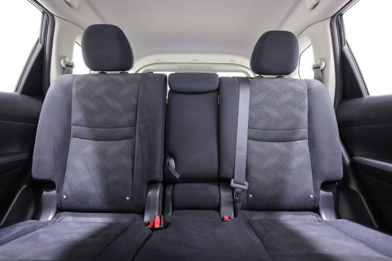 NISSAN X-Trail 33