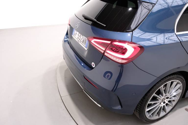 MERCEDES-BENZ A 180 55