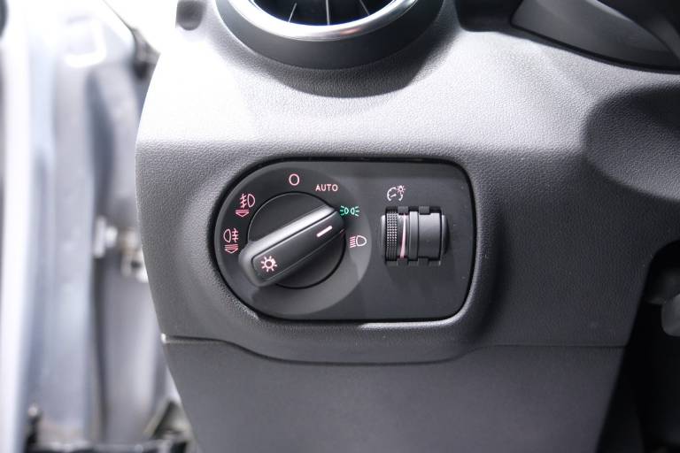 AUDI A1 25