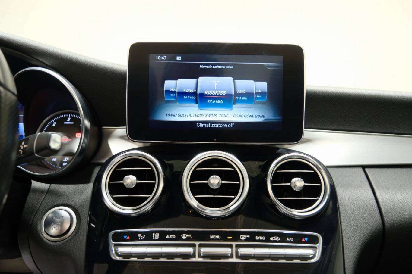 MERCEDES-BENZ C 220 9