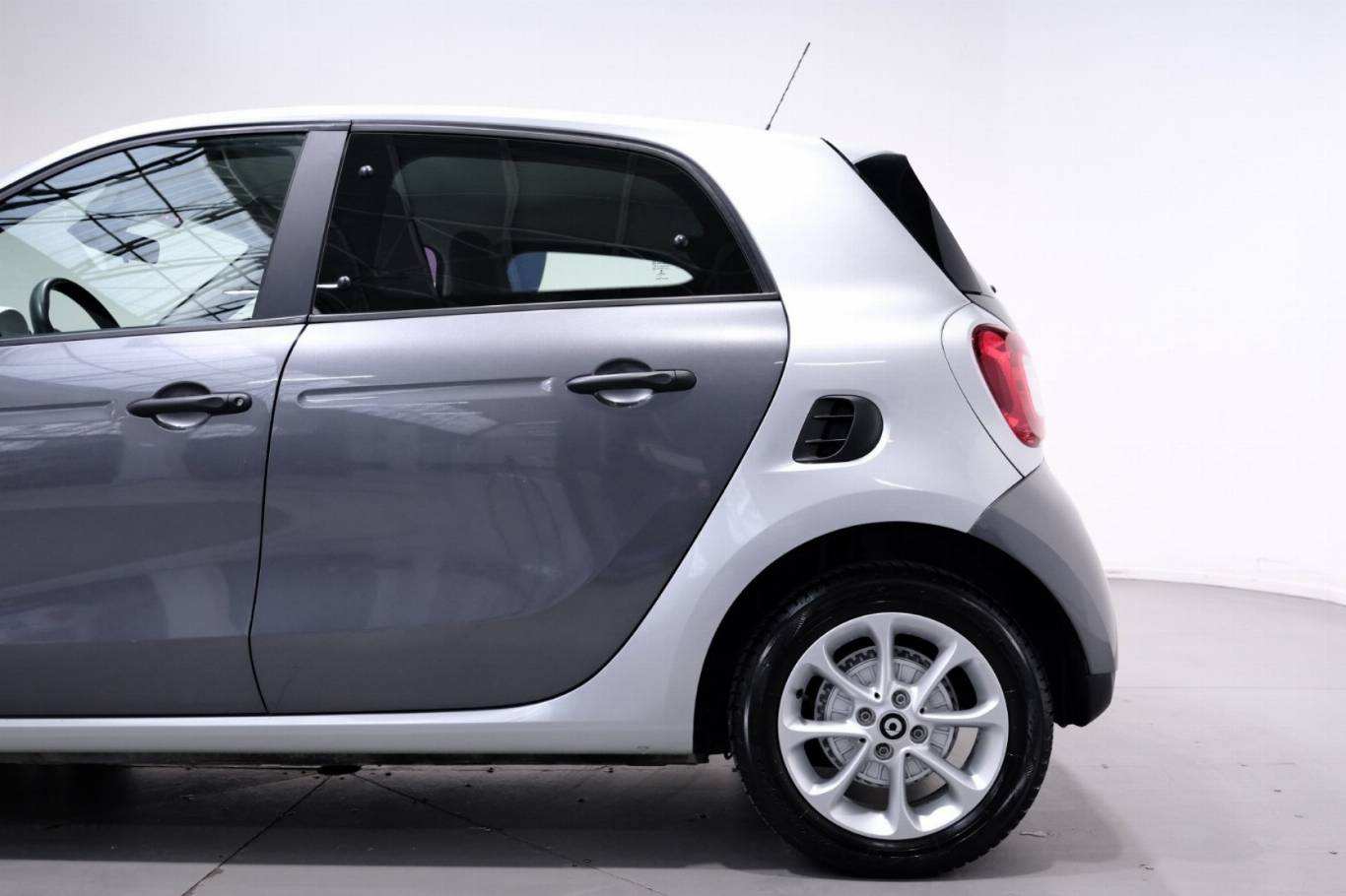 SMART ForFour 43