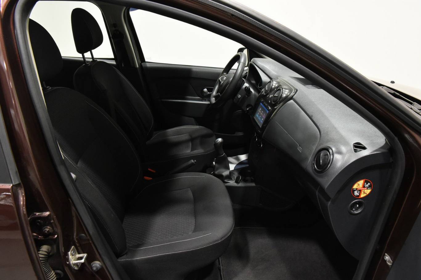 DACIA Sandero 15