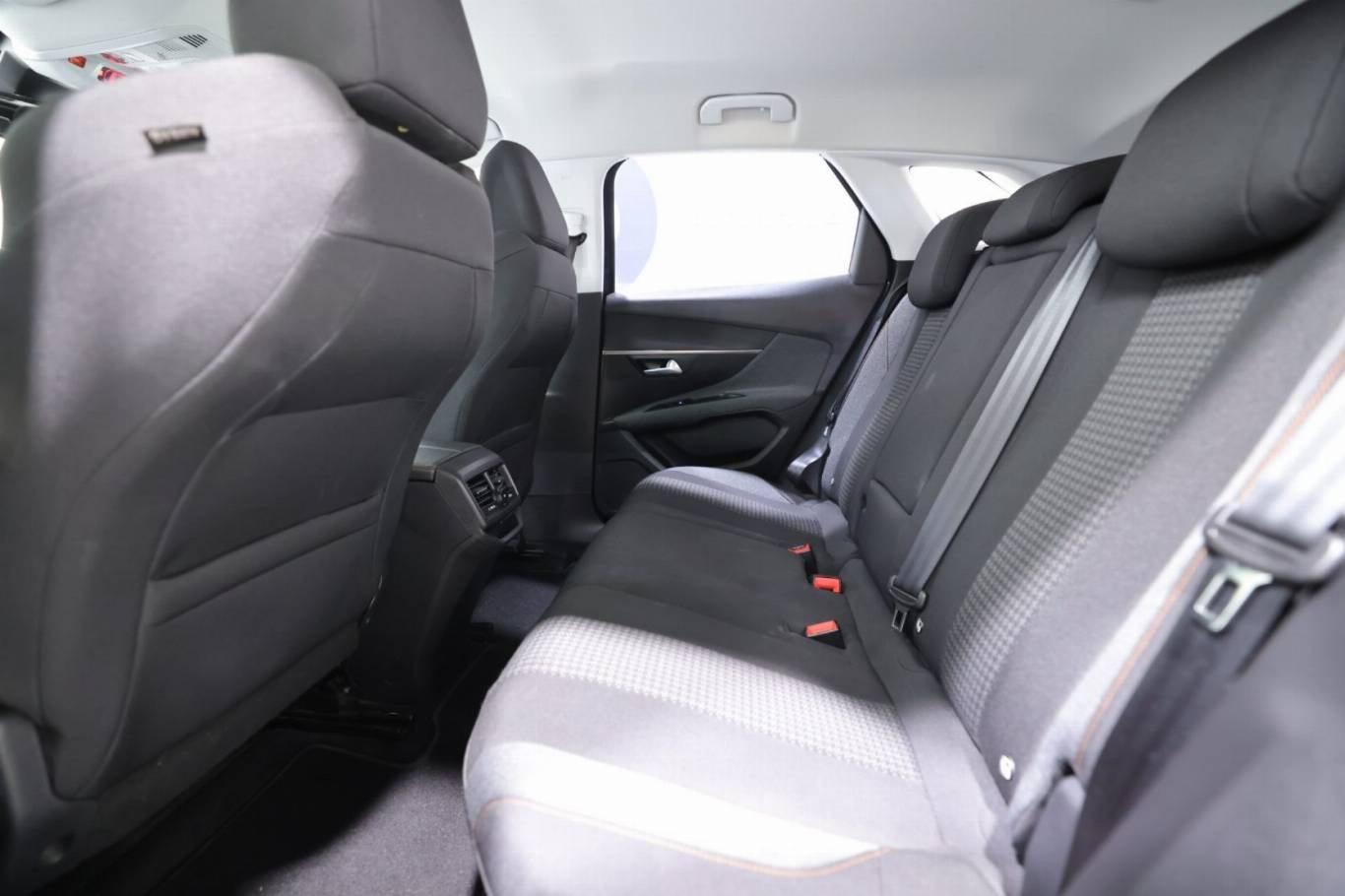 PEUGEOT 3008 38
