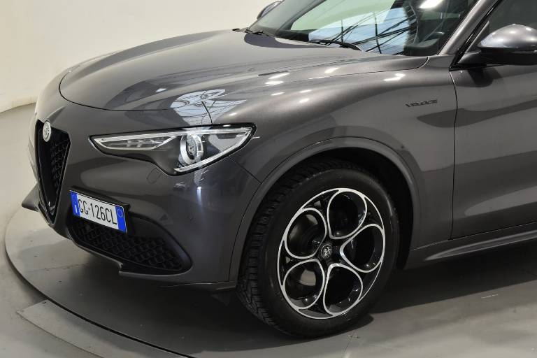 ALFA ROMEO Stelvio 48