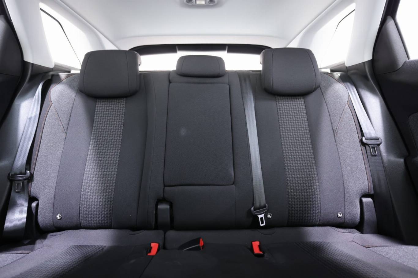 PEUGEOT 3008 37