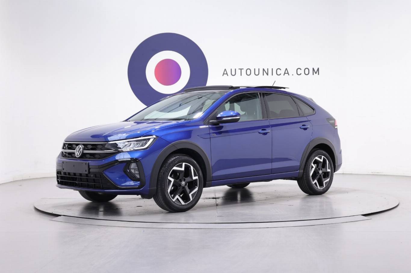 VOLKSWAGEN Taigo 1