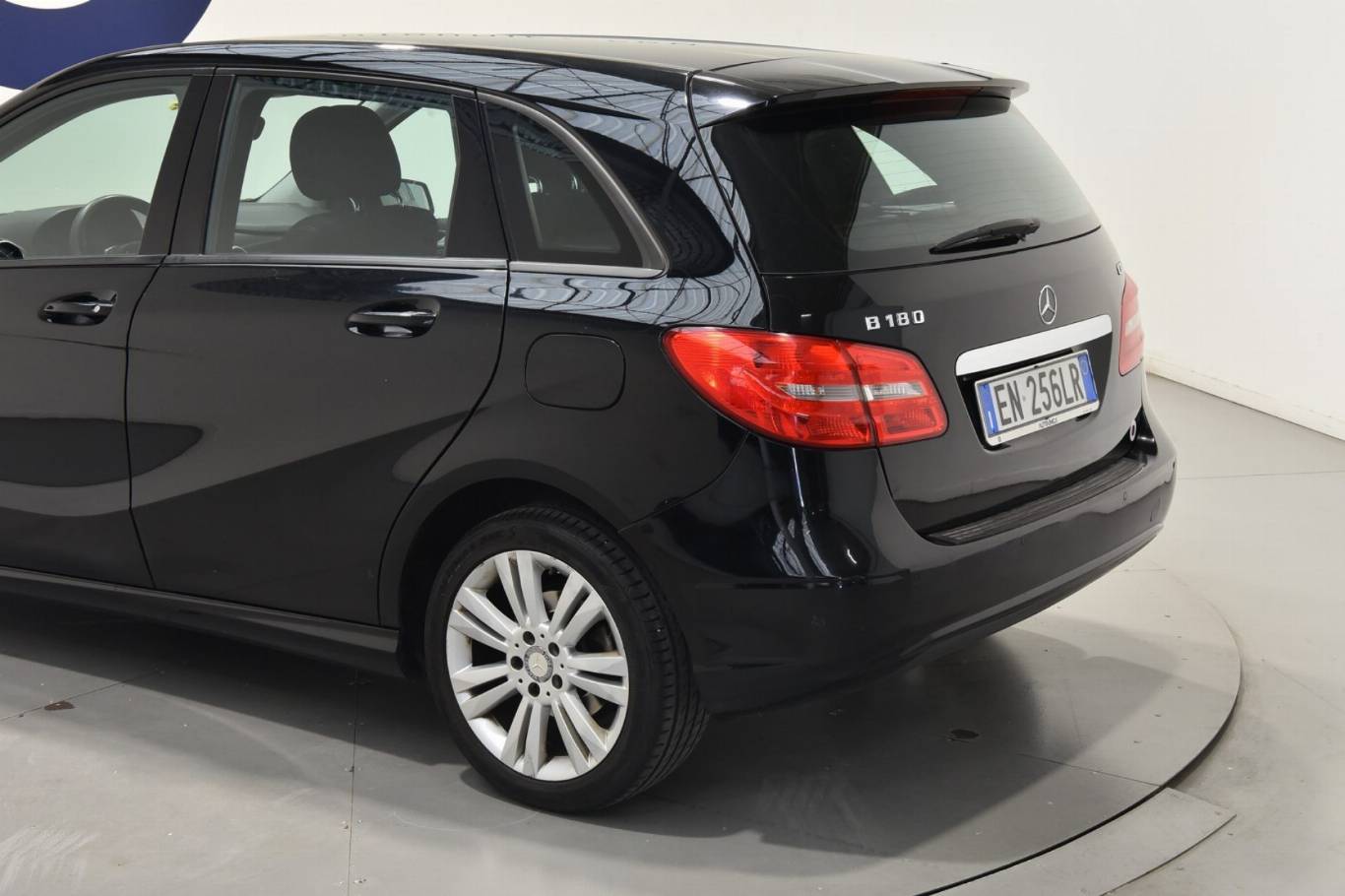 MERCEDES-BENZ B 180 20