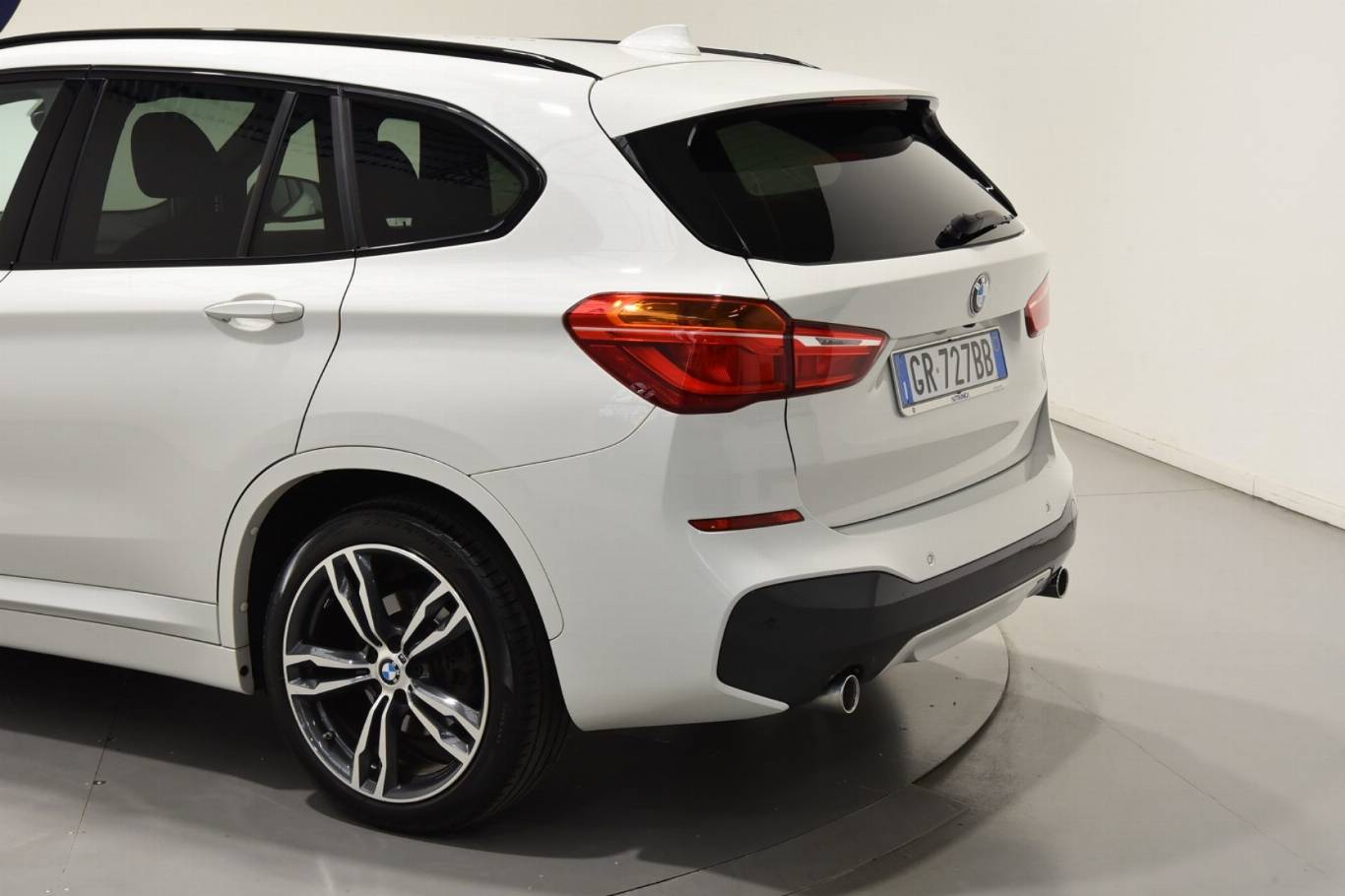 BMW X1 18