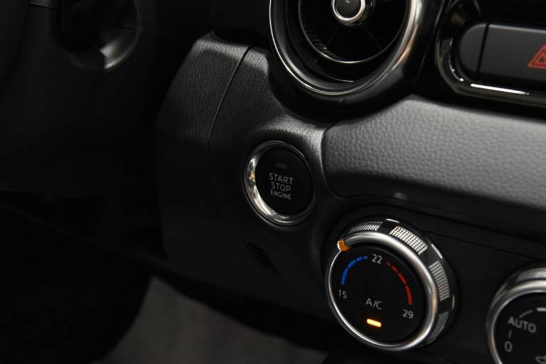 FIAT 124 Spider 33