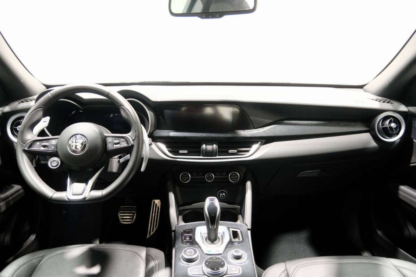 ALFA ROMEO Stelvio 10