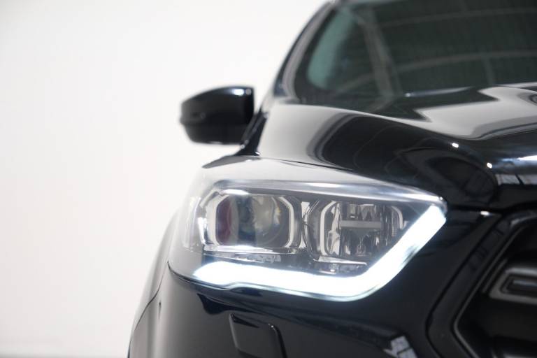 FORD Kuga 14