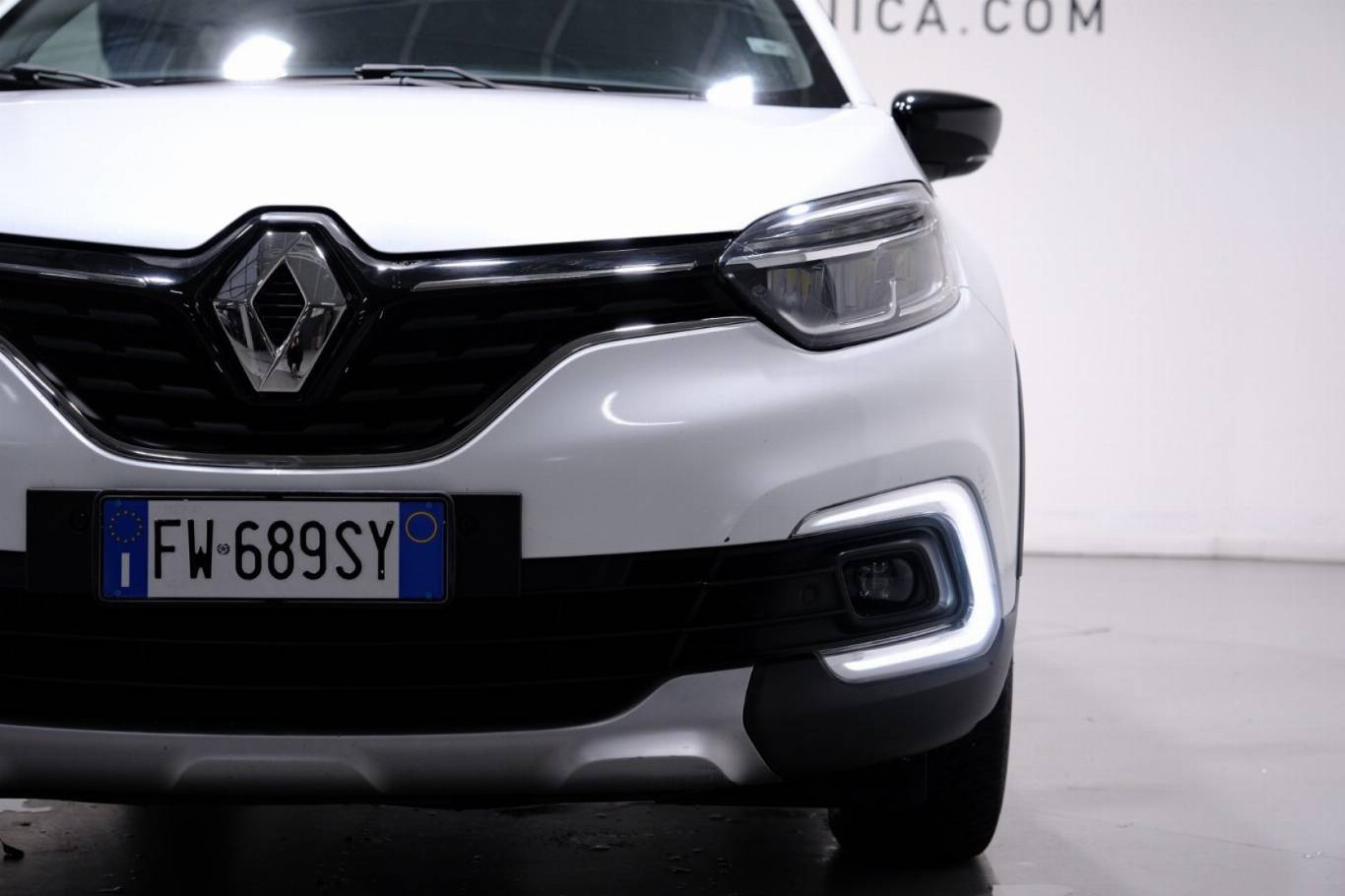 RENAULT Captur 53