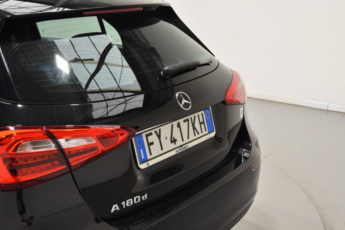 MERCEDES-BENZ A 180 42