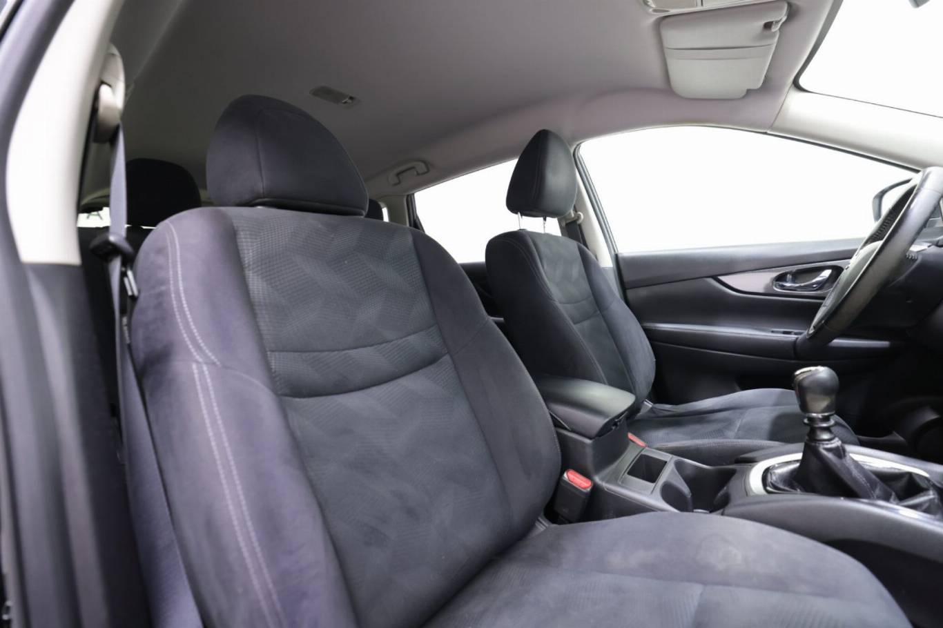 NISSAN X-Trail 46