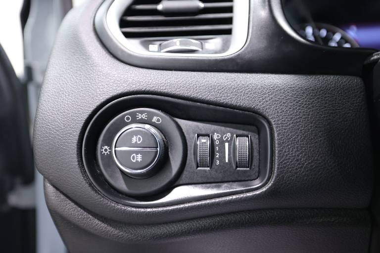 JEEP Renegade 24