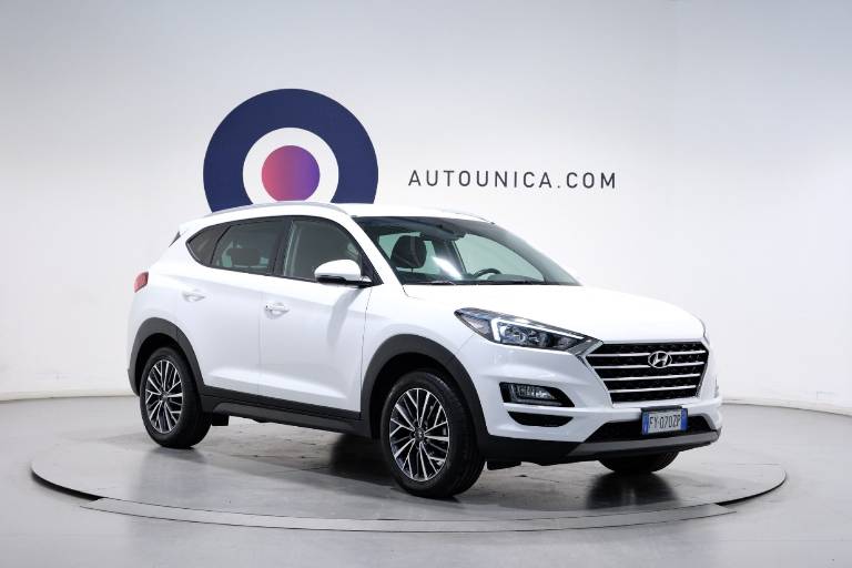 HYUNDAI Tucson 3