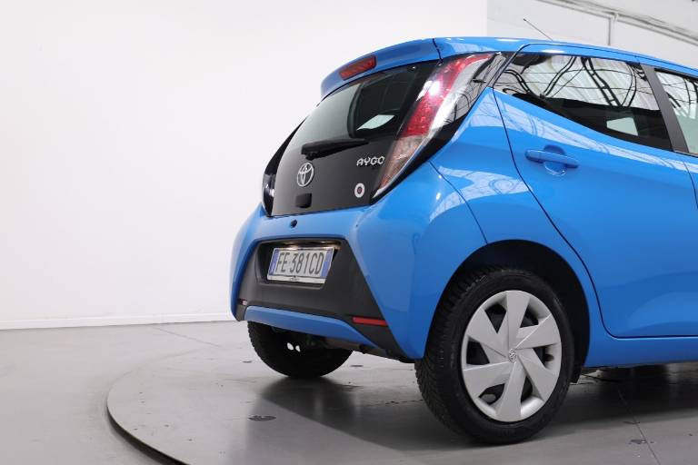 TOYOTA Aygo 35