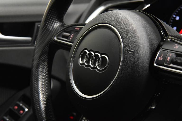 AUDI A4 46