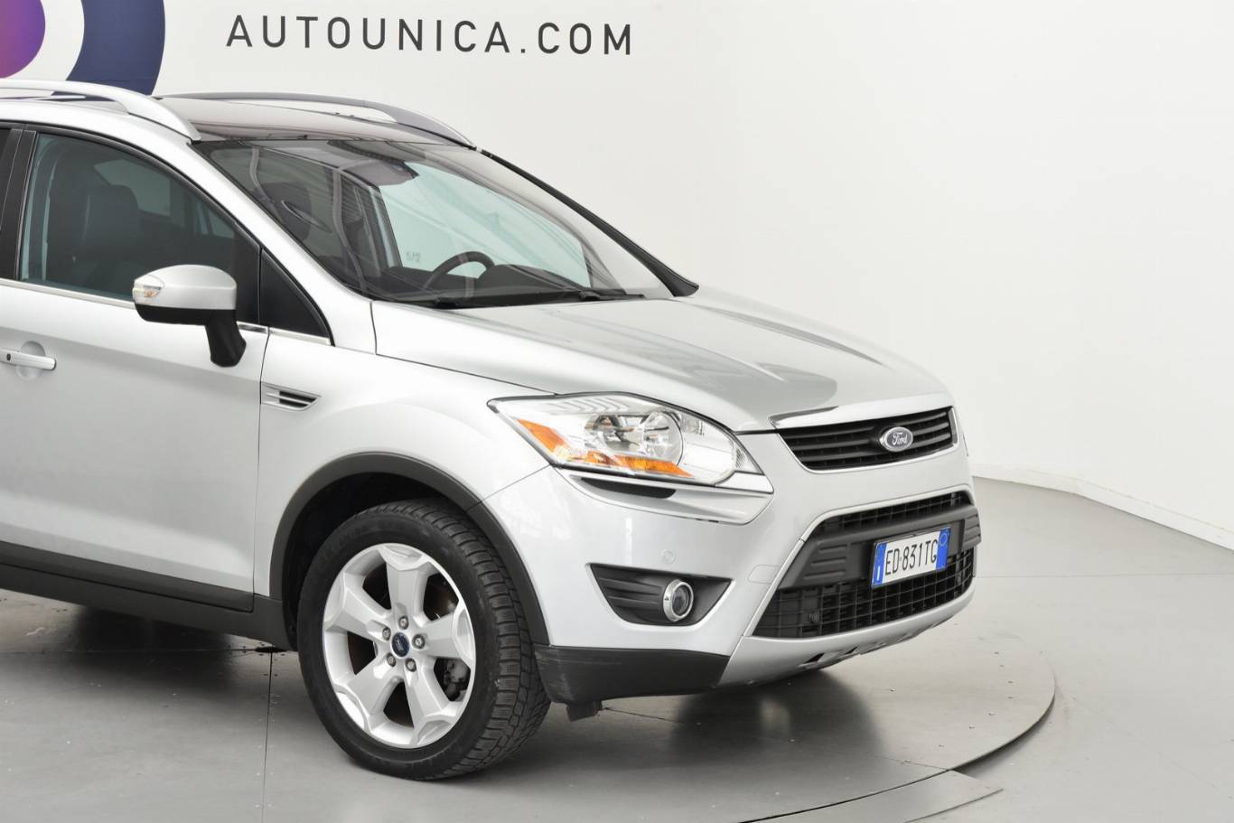 FORD Kuga 46