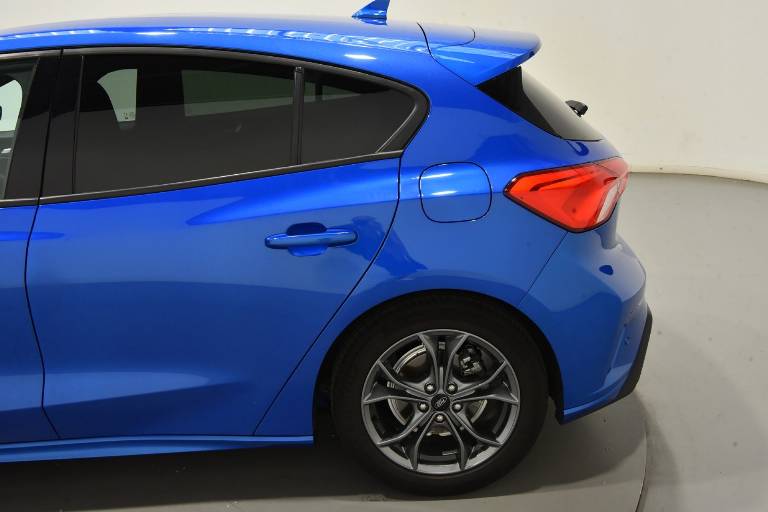 FORD Focus 43