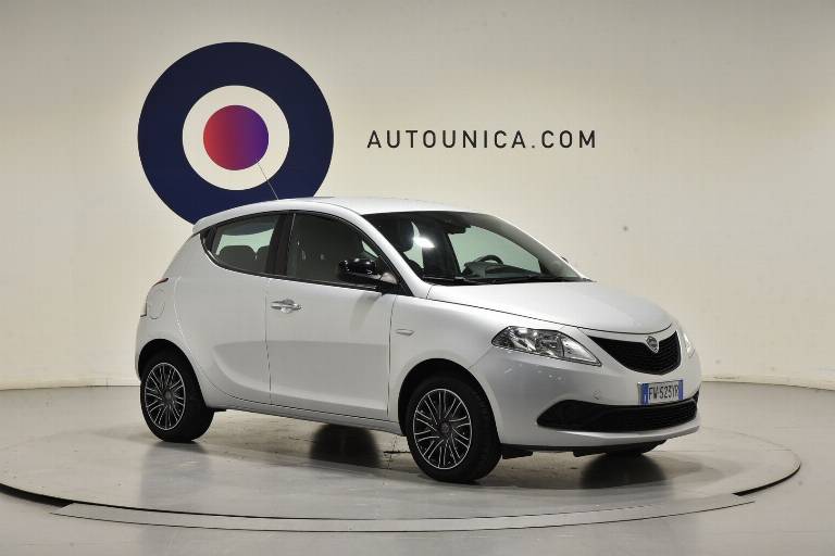 LANCIA Ypsilon 29