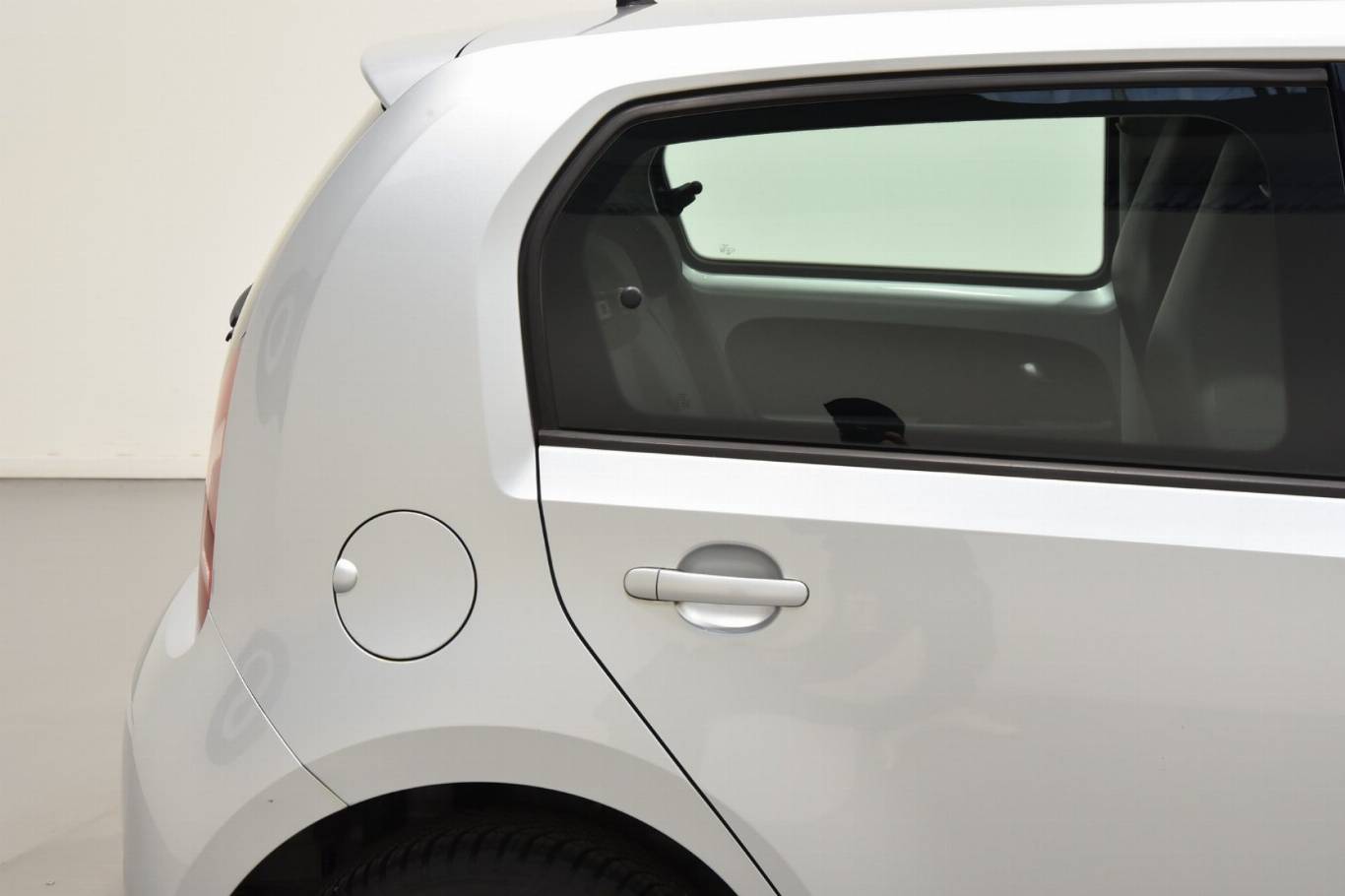 VOLKSWAGEN Up! 36