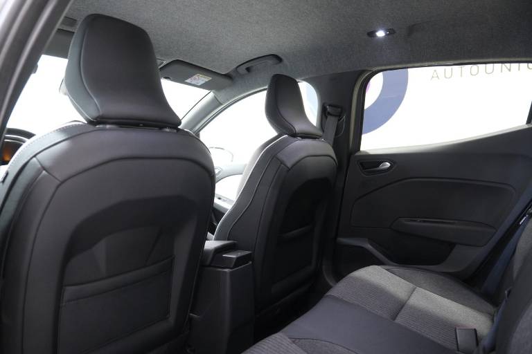RENAULT Clio 43