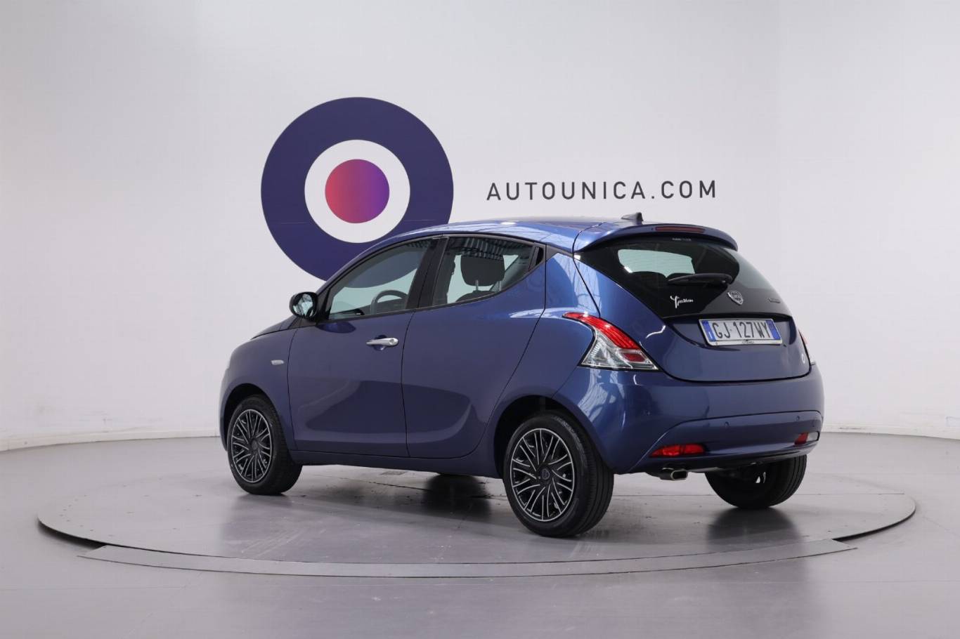 LANCIA Ypsilon 16