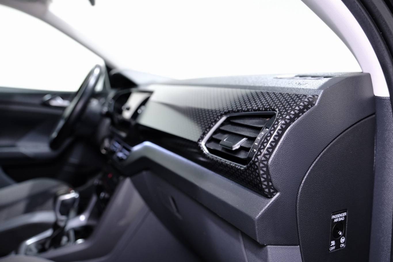 VOLKSWAGEN T-Cross 64